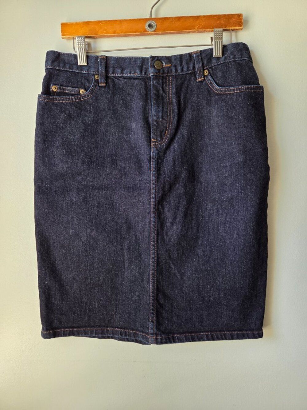 EUC LIKE NEW LAUREN RALPH LAUREN DENIM PENCIL SKIRT SIZE 6 / SMALL